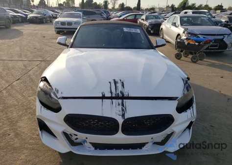 2022 BMW Z4 Sdrive30I z USA, uszkodzony, nr VIN WBAHF3C05NWX77919